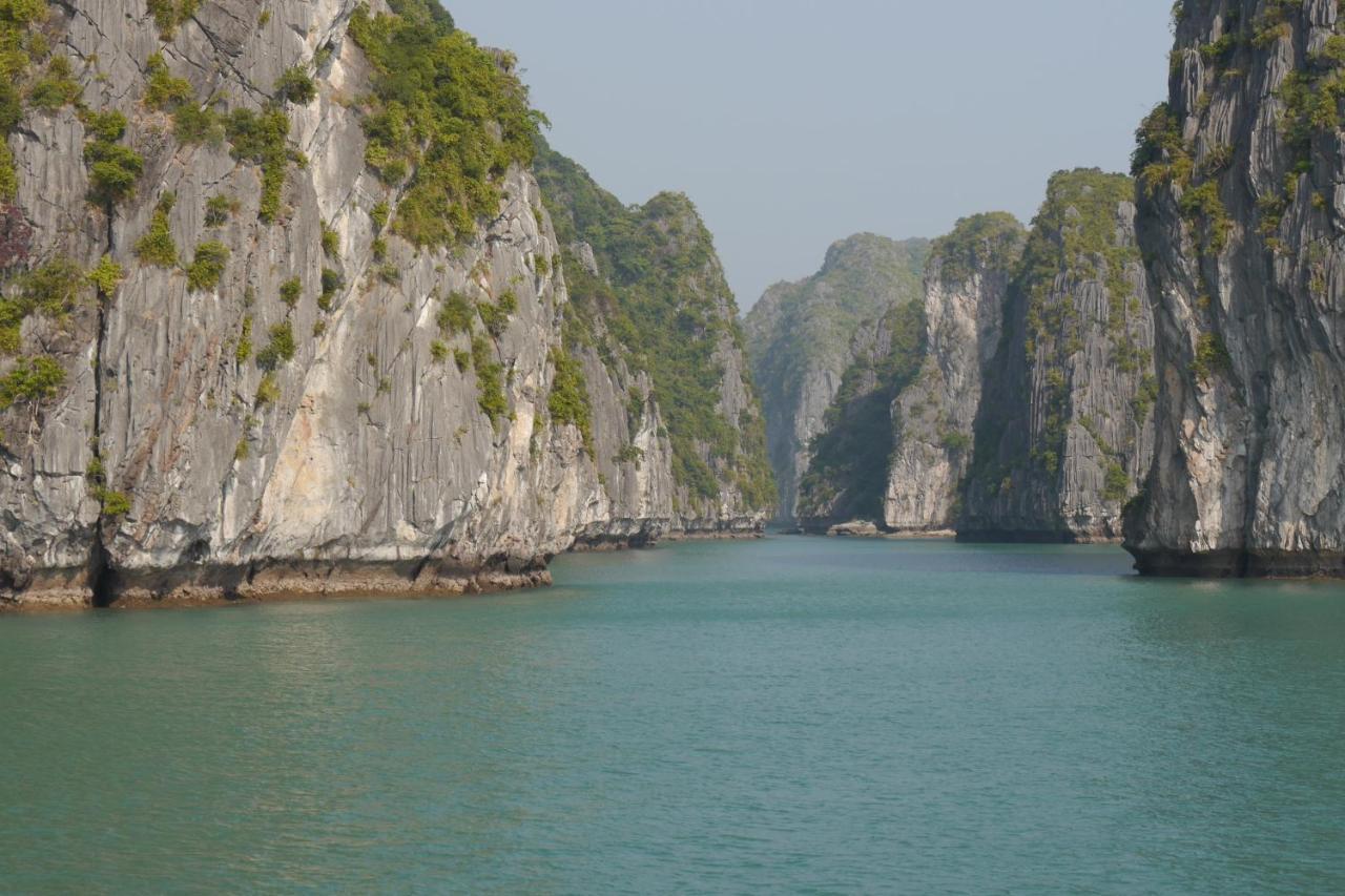 Thai Bao Hotel And Restaurant Chan Chau エクステリア 写真