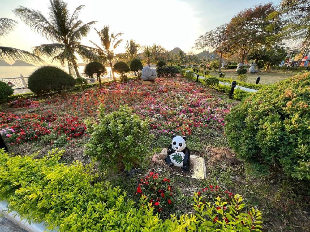 Thai Bao Hotel And Restaurant Chan Chau エクステリア 写真